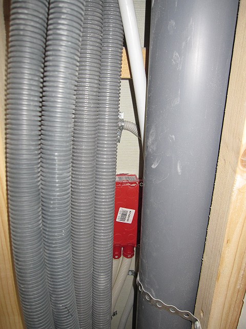 2011-05-23_021
